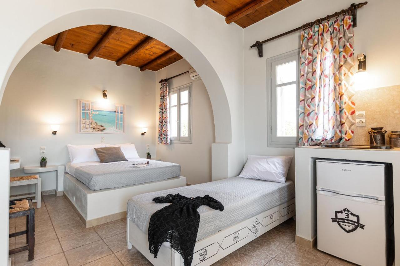 קופוניסיה Michalios Luxury Apartments מראה חיצוני תמונה